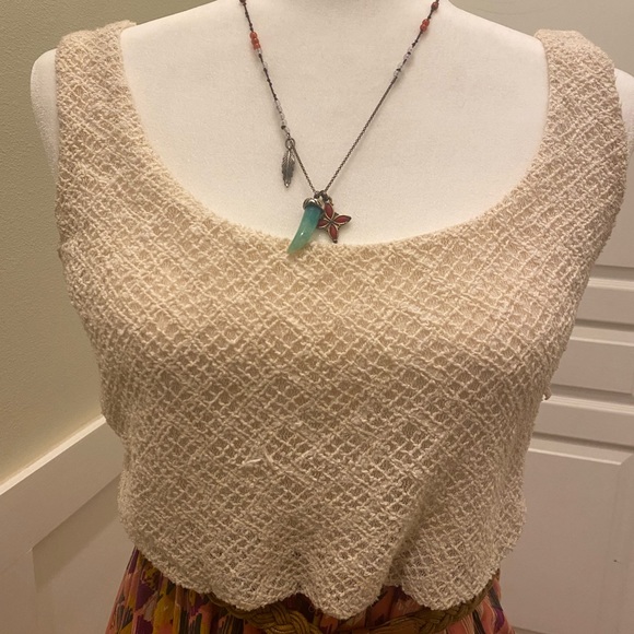 Funky Scoop Neck Dress - Picture 5 of 5